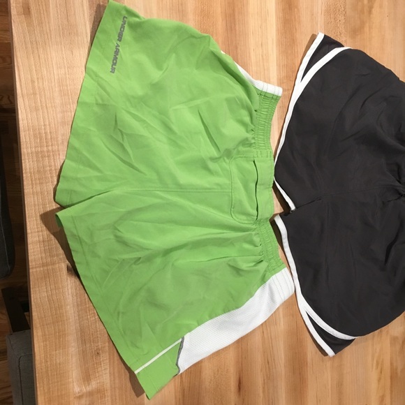 Under Armour Running Shorts - Picture 7 of 8